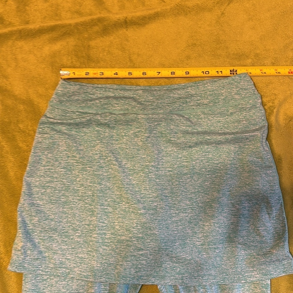 Kimmery Capri Leggings For Tennis or Golf, Deep Pocket on Right Side Sz M - Picture 6 of 7